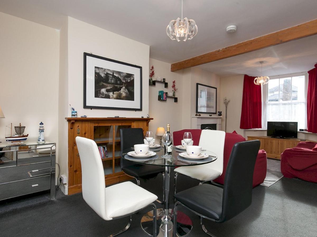Pass The Keys Comfortable Stone Built Cottage In Menai Bridge Exterior foto