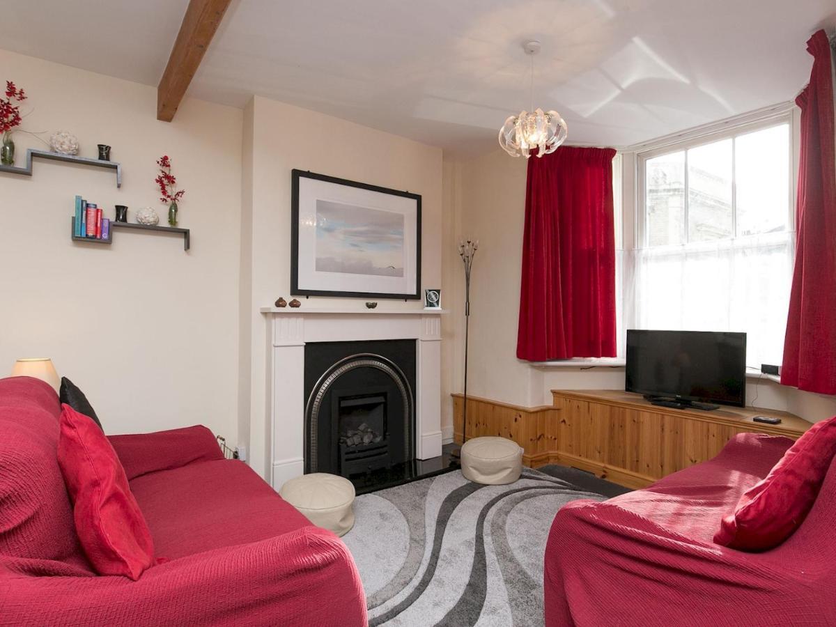 Pass The Keys Comfortable Stone Built Cottage In Menai Bridge Exterior foto